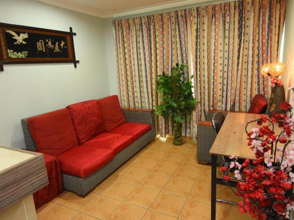 Oyo 89642 Highway Inn Mukah Zewnętrze zdjęcie